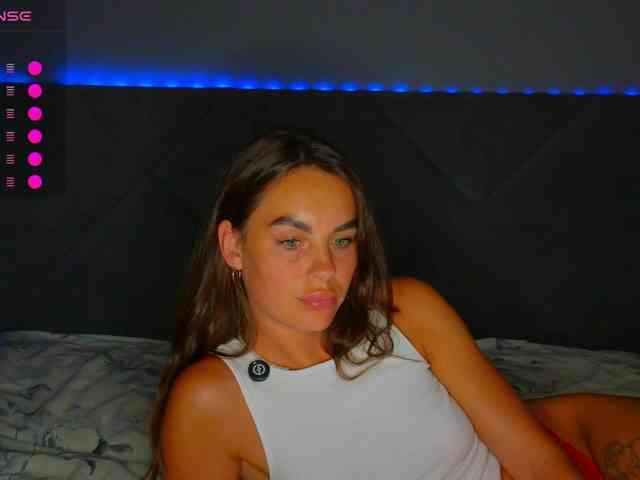 SeLeNaa Live Webcam on BongaCams