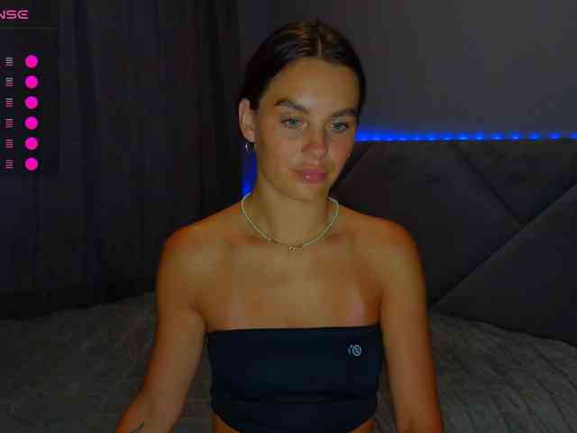 VALERIYAAA webcam
