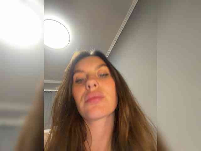 VALERIYAAA webcam