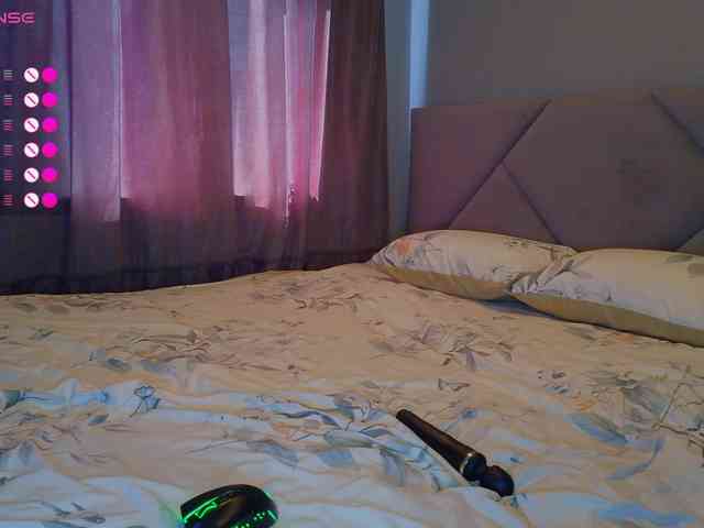 VALERIYAAA webcam
