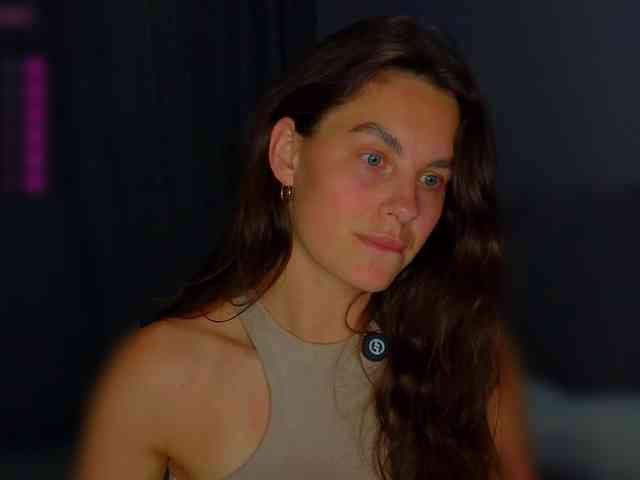 Model: VALERIYAAA