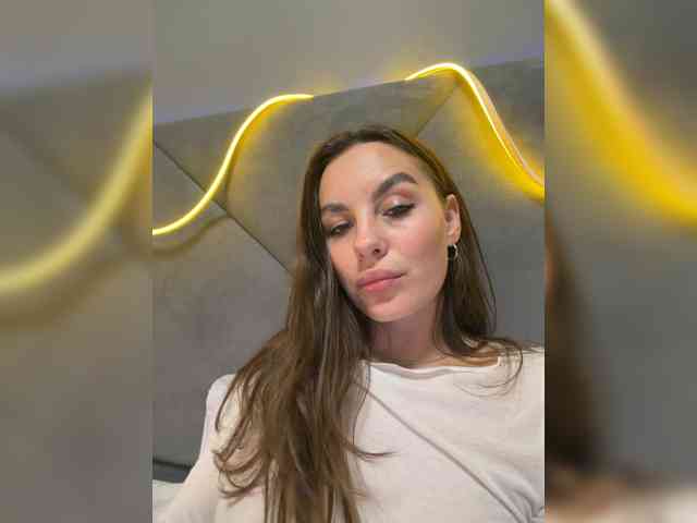 Модель: VALERIYAAA