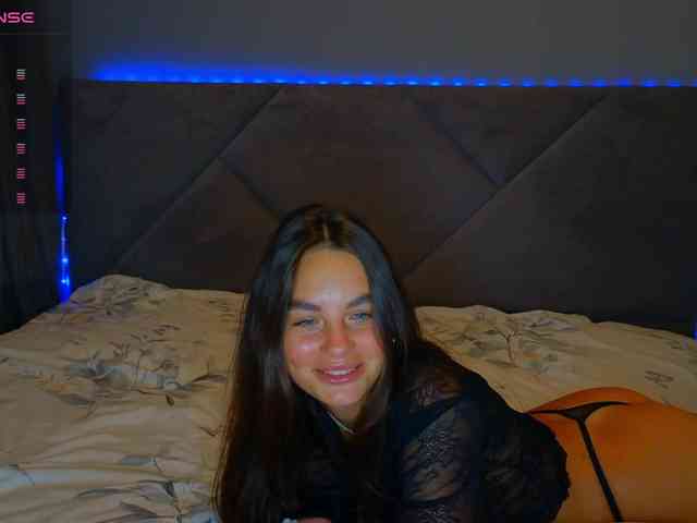 SeLeNaa Sex Cam Show