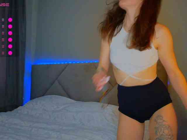 VALERIYAAA webcam