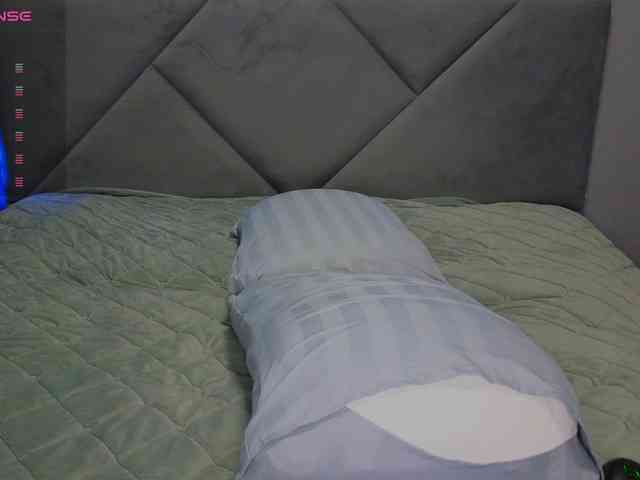 VALERIYAAA webcam