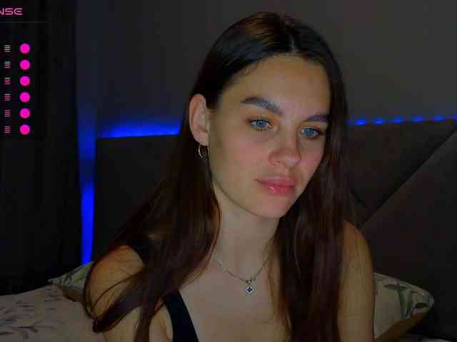 Model: VALERIYAAA
