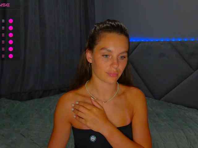 VALERIYAAA webcam