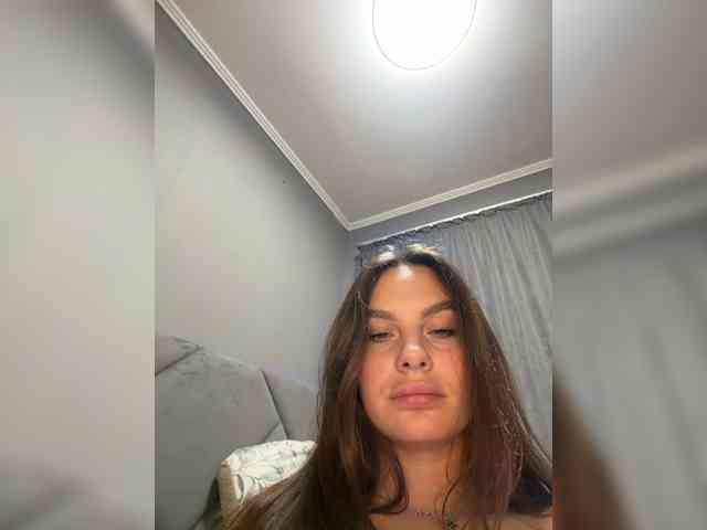 VALERIYAAA webcam
