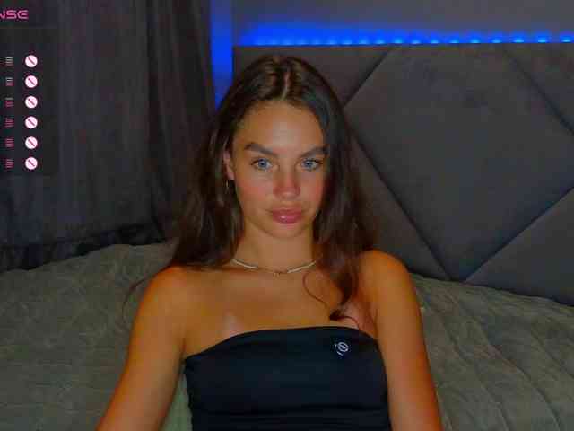 VALERIYAAA webcam