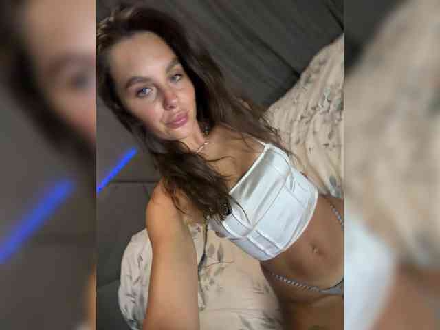 Модель: VALERIYAAA