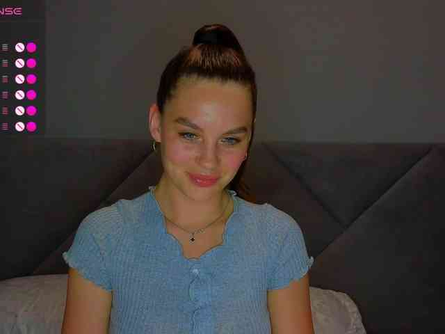 VALERIYAAA webcam