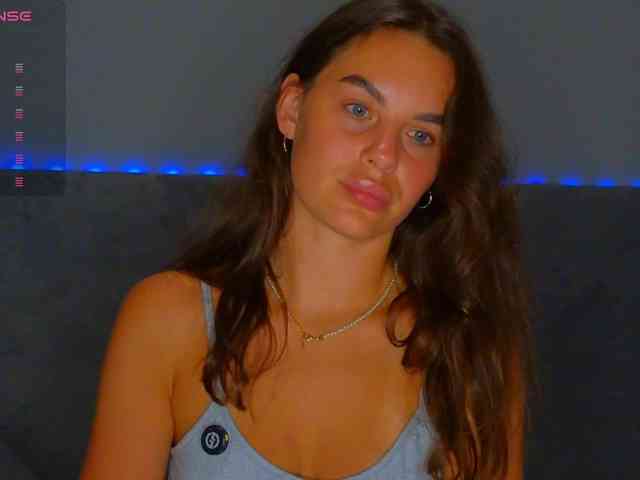 VALERIYAAA webcam