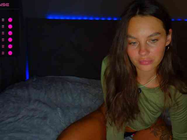 VALERIYAAA webcam
