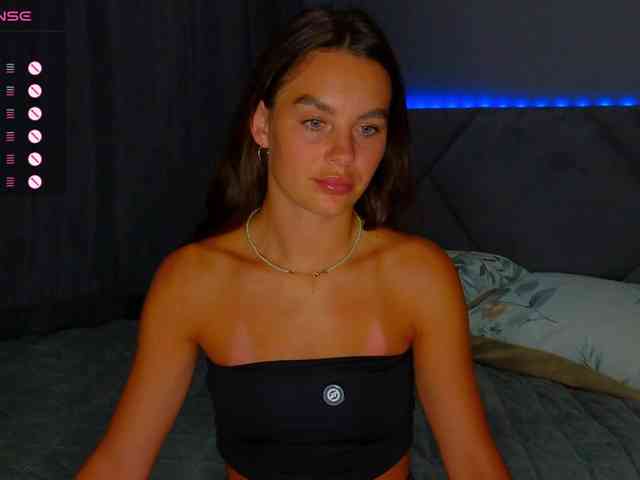 VALERIYAAA webcam