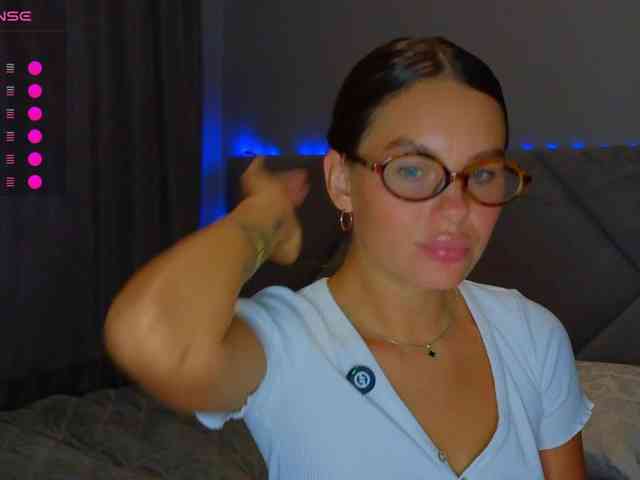 VALERIYAAA webcam