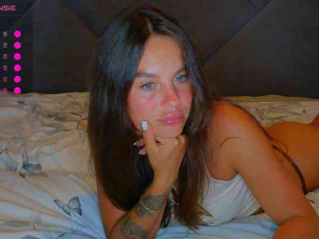 VALERIYAAA webcam