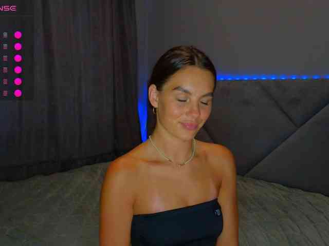 VALERIYAAA webcam