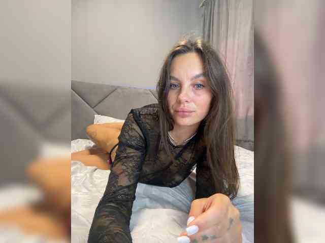 SeLeNaa Sex Cam Show