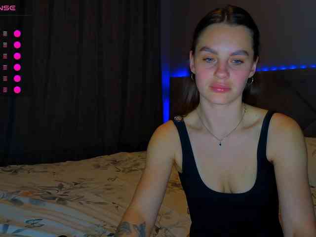 VALERIYAAA webcam