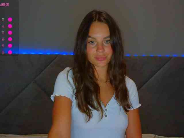 VALERIYAAA webcam