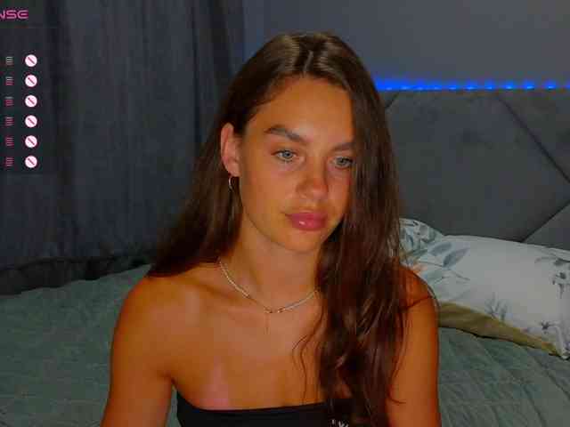 VALERIYAAA webcam