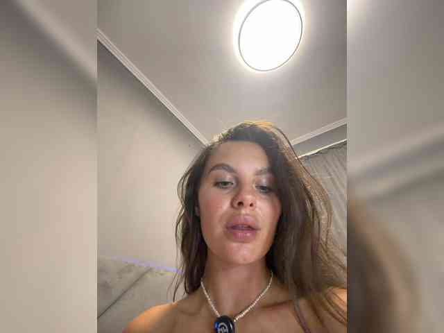 VALERIYAAA webcam