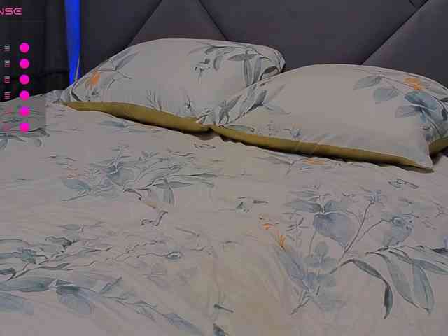 VALERIYAAA webcam