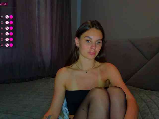 VALERIYAAA webcam