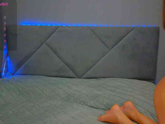 VALERIYAAA webcam