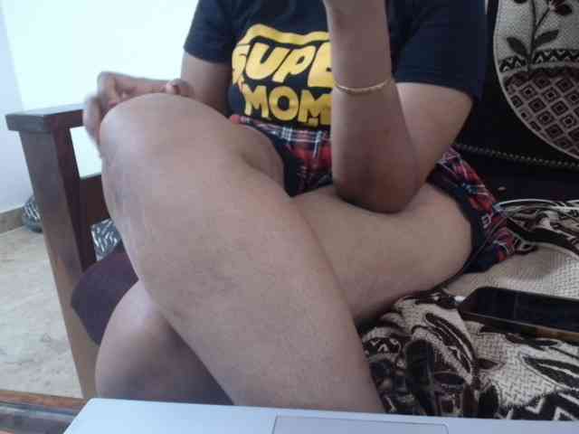 ShruthiIndian56 webcam