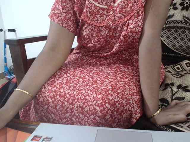 ShruthiIndian56 webcam