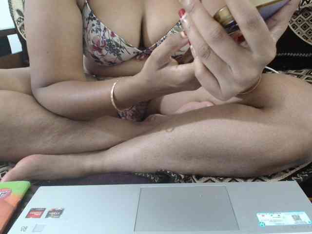 Modelo: ShruthiIndian56