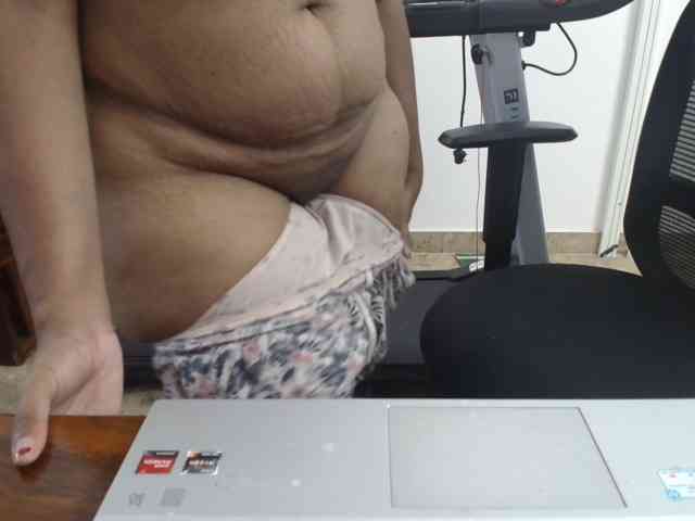 ShruthiIndian56 webcam
