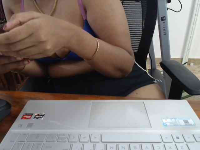 ShruthiIndian56 webcam