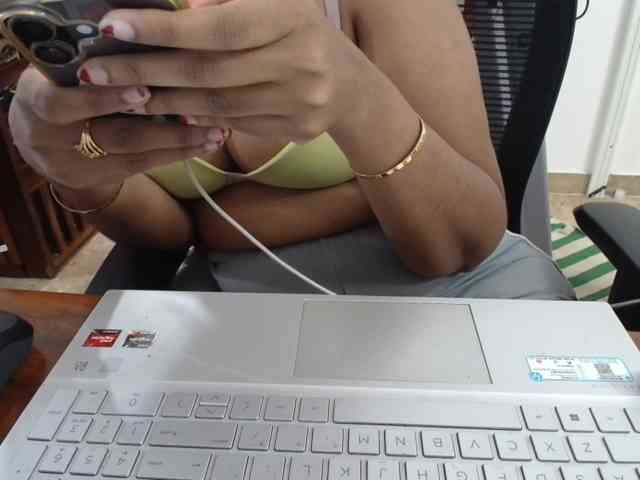 ShruthiIndian56 webcam