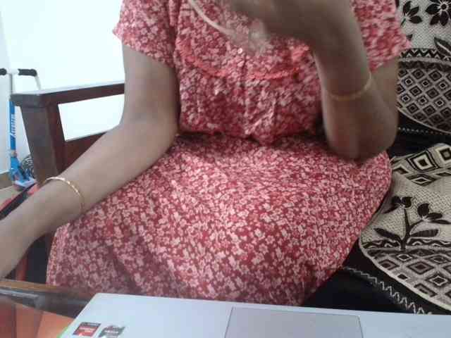 ShruthiIndian56 webcam