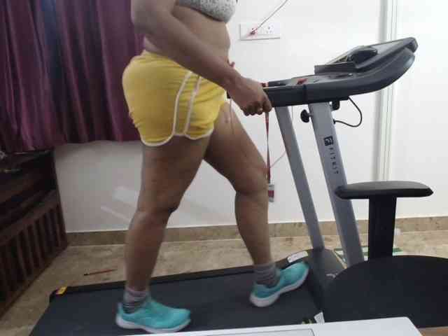 ShruthiIndian56 webcam