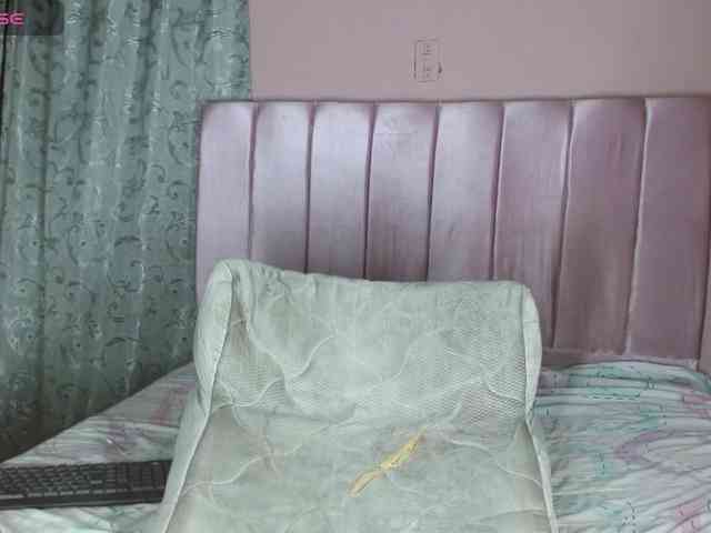PaolaStone webcam