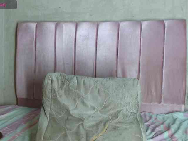 PaolaStone webcam