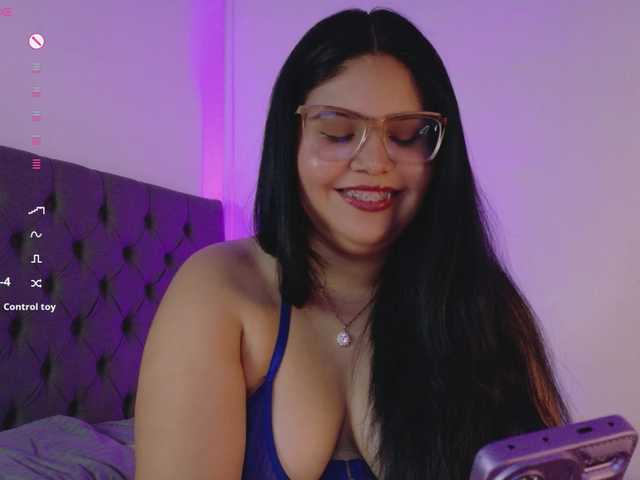  AimiCastanon chat room