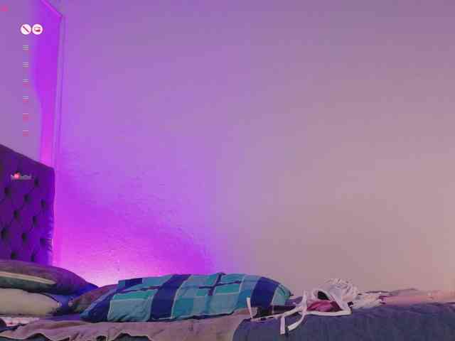 AimiCastanon webcam
