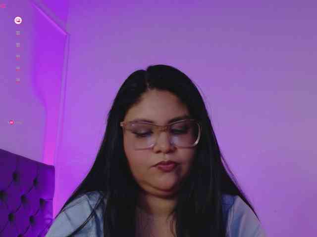 AimiCastanon webcam