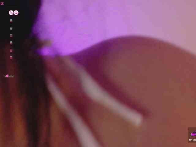 AimiCastanon webcam