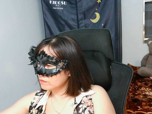 girl30slutty live cam on BongaCams