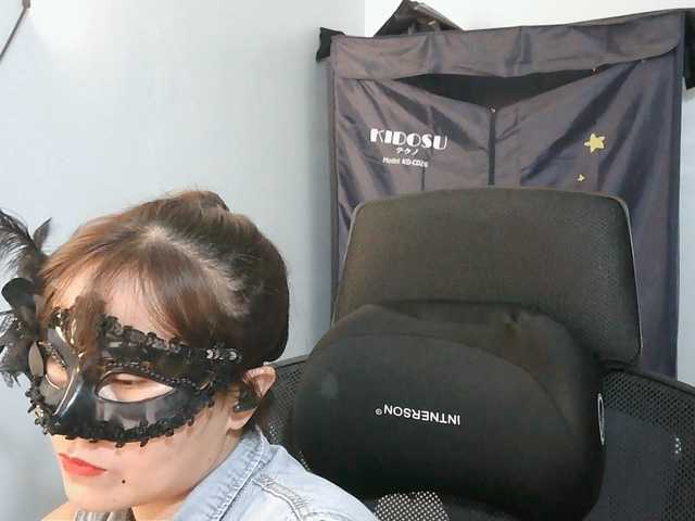 girl30slutty live cam on BongaCams