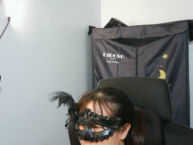 girl30slutty live cam on BongaCams