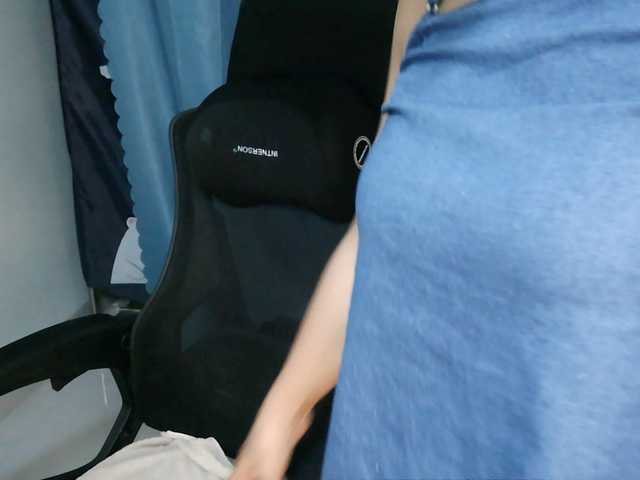girl30slutty live cam