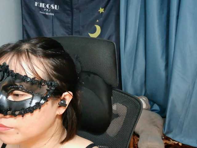 girl30slutty live cam on BongaCams