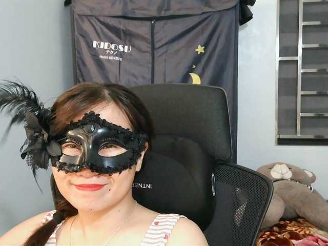 girl30slutty live cam on BongaCams