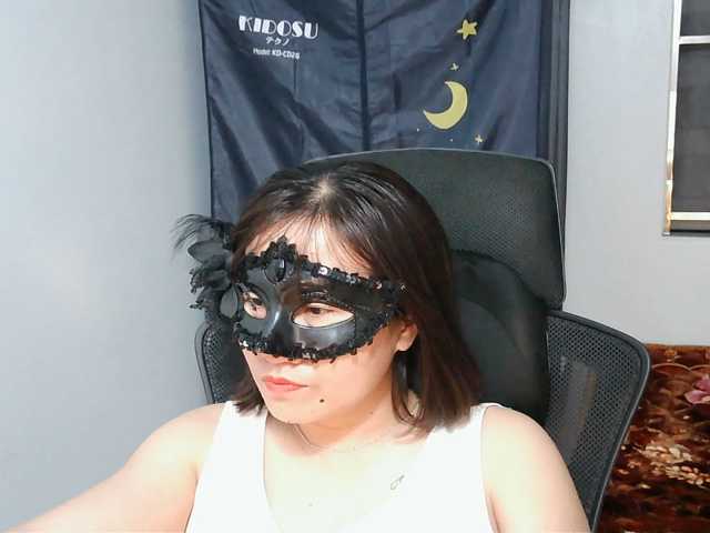 girl30slutty live cam on BongaCams